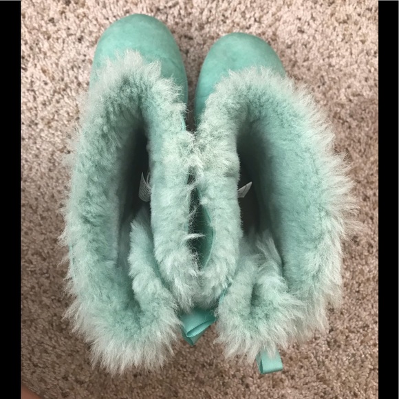 Aqua Bailey Bow Uggs - Picture 7 of 8